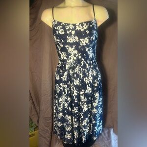 Elegant Navy and White Floral Midi Dress